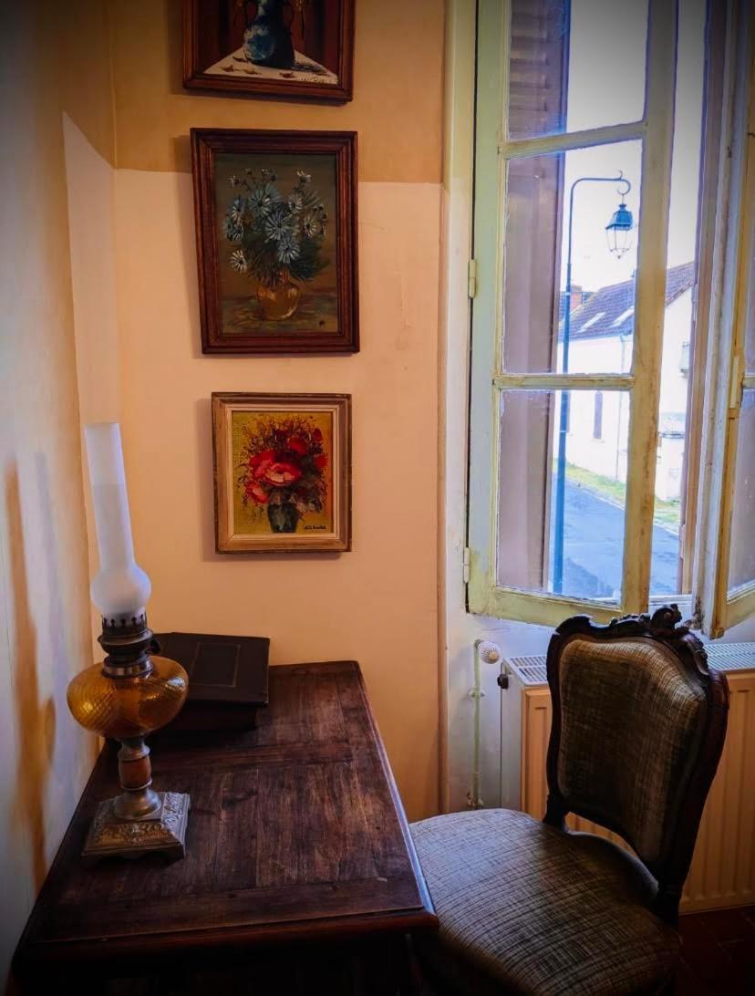 Auberge Du Chant Du Coq Anjouin Esterno foto