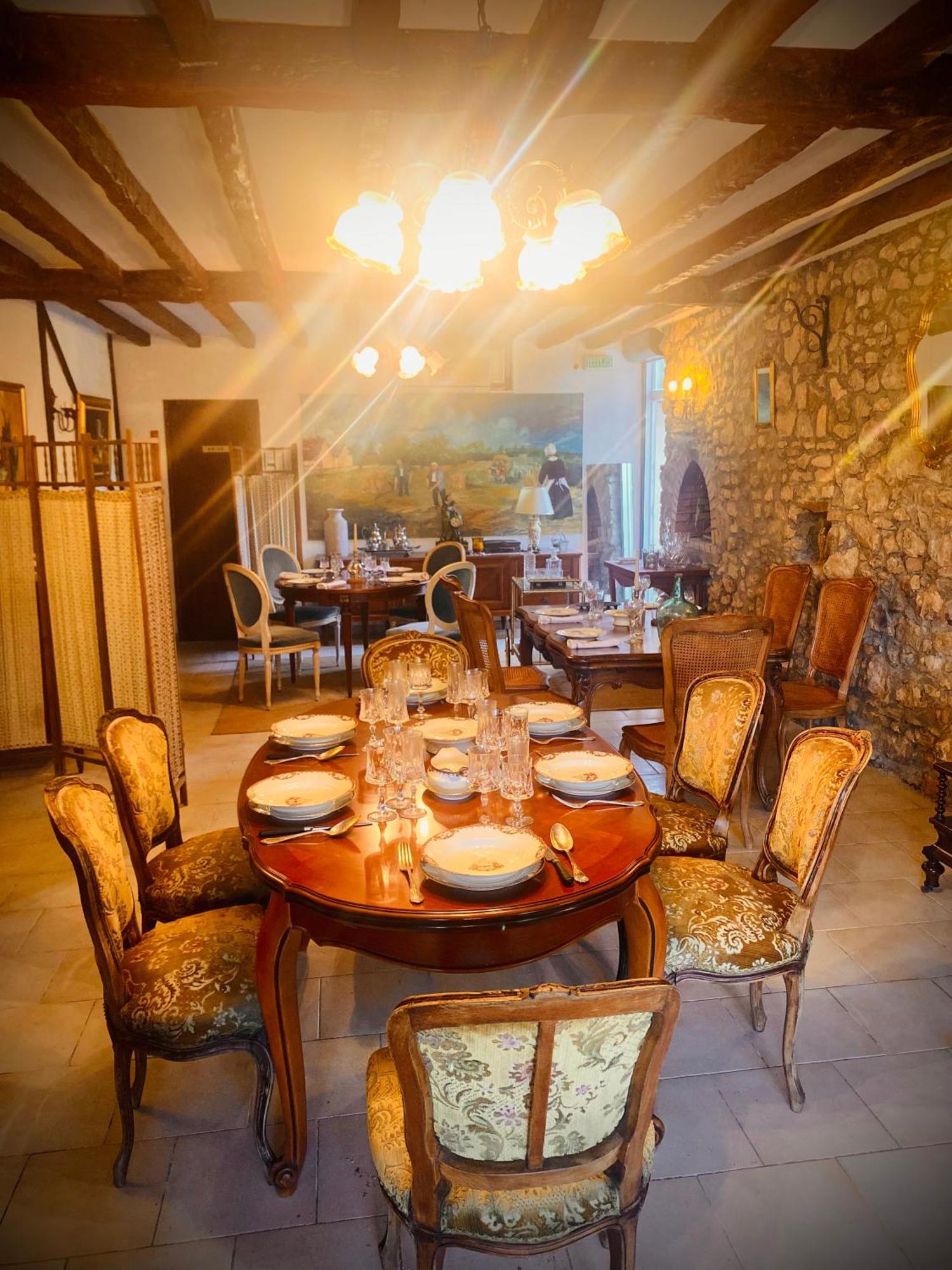 Auberge Du Chant Du Coq Anjouin Esterno foto